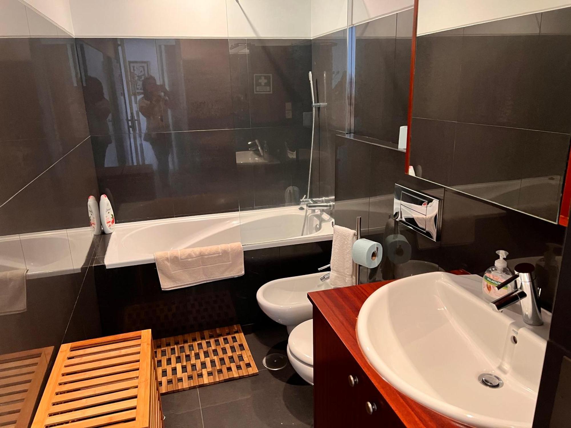 Apartamento Vitoria Praia da Vitoria ภายนอก รูปภาพ