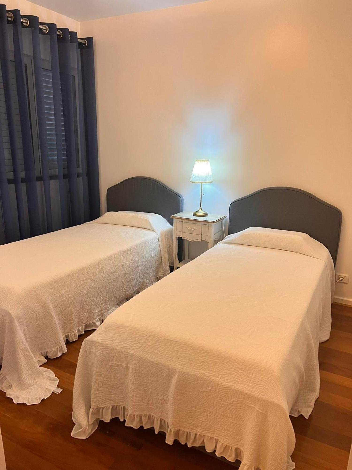 Apartamento Vitoria Praia da Vitoria ภายนอก รูปภาพ